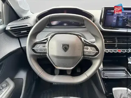 Photo 11 Peugeot 208  1.2 100ch S/S Allure Camera