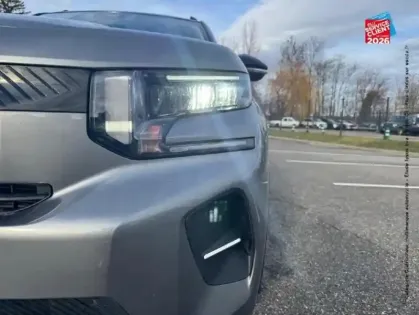 Photo 12 Citroën C3  1.2 Turbo 100ch MAX