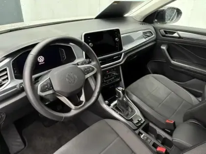 Photo 10 Volkswagen T-roc  1.5 TSI EVO 150ch Style DSG7