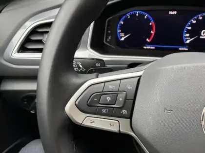 Photo 12 Volkswagen T-roc  1.5 TSI EVO 150ch Style DSG7