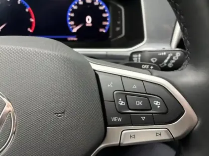 Photo 13 Volkswagen T-roc  1.5 TSI EVO 150ch Style DSG7