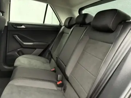 Photo 6 Volkswagen T-roc  1.5 TSI EVO 150ch Style DSG7