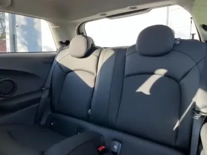 Photo 5 Mini Mini  Cooper SE 184ch Edition Camden BVA 5CV