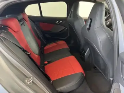 Photo 12 BMW Serie 1 Série 1 M135A xDrive 300ch M Performance