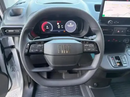 Photo 11 Fiat Doblo  Fg M 650kg BlueHDi 130ch S&S EAT8 Pack Premium Connect