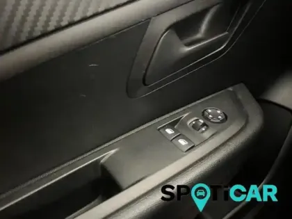 Photo 14 Peugeot 208  Affaire 1.5 BlueHDi 100 Premium