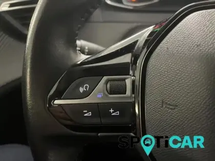 Photo 11 Peugeot 208  Affaire 1.5 BlueHDi 100 Premium