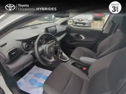 Photo 10 Toyota Yaris  116h Design 5p MY22