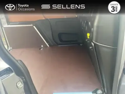 Photo 6 Toyota Proace  CITY Medium 130 D-4D Start BVA MY25