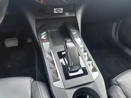 Photo 12 DS DS 3  Crossback PureTech 155ch Grand Chic Automatique