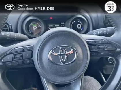 Photo 12 Toyota Yaris  116h Design 5p MY22