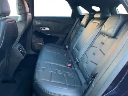 Photo 11 DS DS 7  Crossback BlueHDi 180ch Grand Chic Automatique 128g