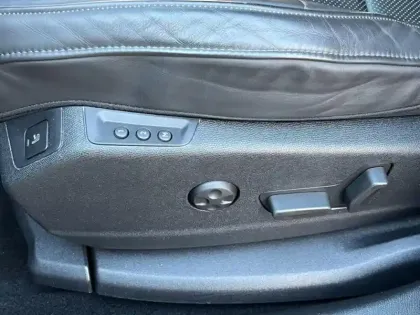 Photo 14 DS DS 7  Crossback BlueHDi 180ch Grand Chic Automatique 128g