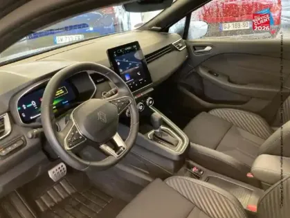 Photo 14 Renault Clio  1.6 E-Tech 145ch full hybrid esprit Alpine - 24