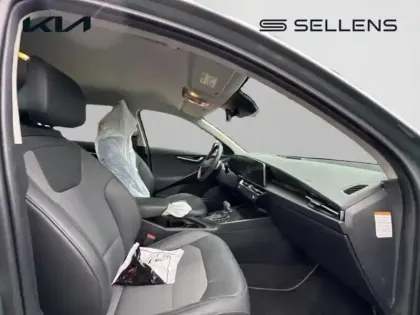 Photo 5 Kia Niro  1.6 GDi 183ch PHEV Active DCT6