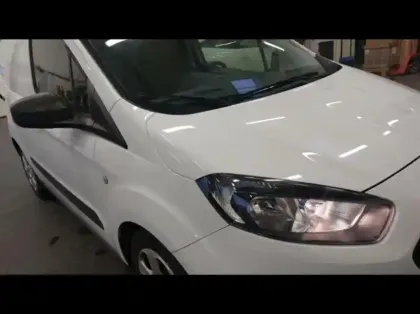 Photo 13 Ford Transit Courier  1.5 TDCI 75ch Stop&Start Trend Business