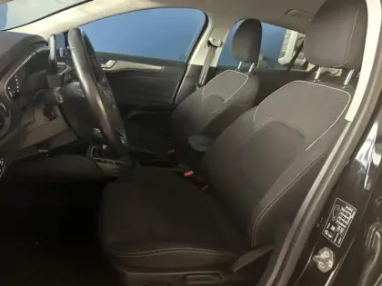 Photo 11 Ford Focus  SW 1.0 EcoBoost 125ch Titanium 96g