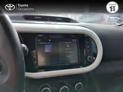 Photo 14 Renault Twingo  0.9 TCe 95ch Intens EDC