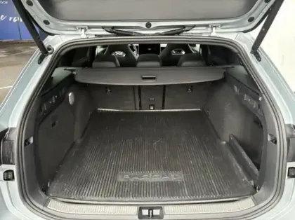 Photo 5 Volkswagen Passat  SW 2.0 TDI EVO 150ch R-Line DSG7