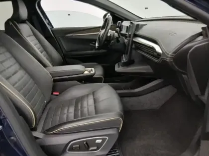 Photo 6 Renault Megane  E-Tech Electric EV60 220ch Iconic super charge