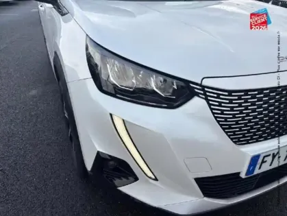 Photo 42 Peugeot 2008  e- 136ch Allure