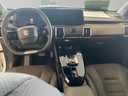 Photo 9 Suzuki Vitara  174ch 61kWh Style