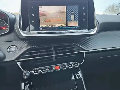 Photo 19 Peugeot 208  PureTech 100 S&S BVM6