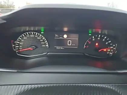 Photo 9 Peugeot 208  PureTech 100 S&S BVM6