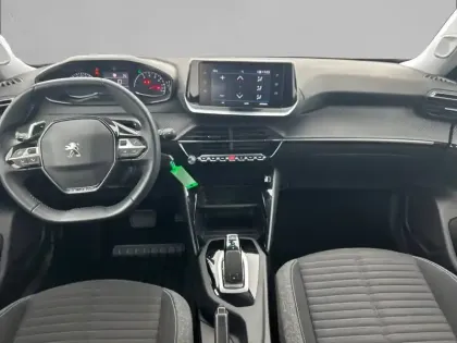 Photo 58 Peugeot 2008  PureTech 130 S&S EAT8