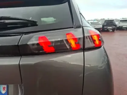 Photo 16 Peugeot 2008 Gén. II Ph1 NG Style 5