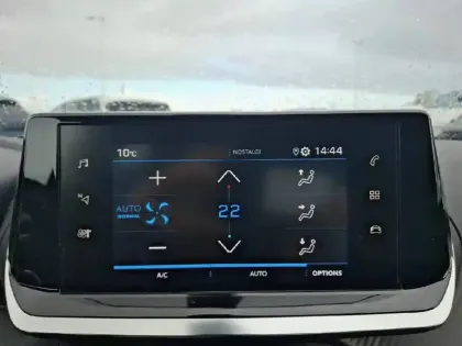 Photo 17 Peugeot 2008 Gén. II Ph1 NG Style 5