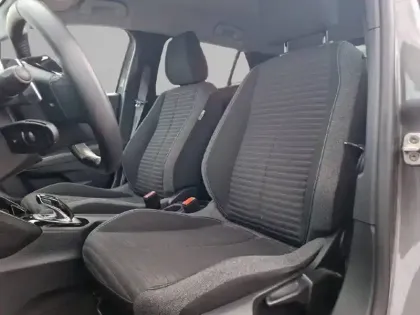 Photo 10 Peugeot 2008 Gén. II Ph1 NG Style 5