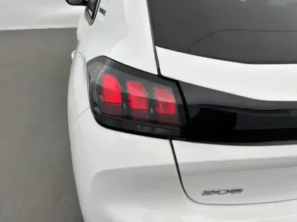 Photo 63 Peugeot 208 Gén. II Ph1 NG Style 5