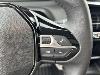 Photo 67 Peugeot 208 Gén. II Ph1 NG Style 5