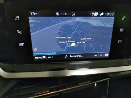 Photo 18 Peugeot 208  PureTech 75 S&S BVM5