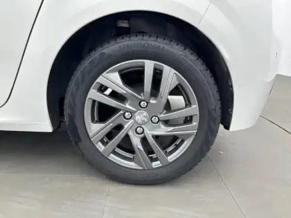 Photo 59 Peugeot 208 Gén. II Ph1 NG Style 5