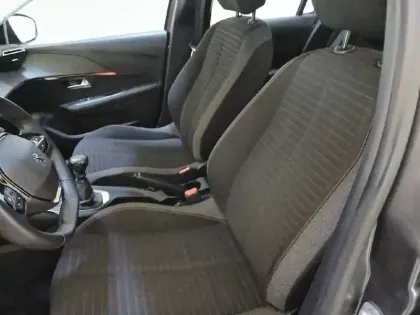 Photo 92 Peugeot 208  BlueHDi 100 S&S BVM6