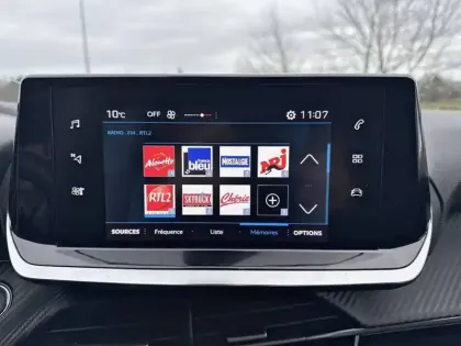 Photo 17 Peugeot 208  BlueHDi 100 S&S BVM6