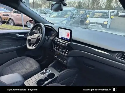 Photo 98 Ford Kuga  2.5 Duratec 190 ch FlexiFuel FHEV E85 Powershift