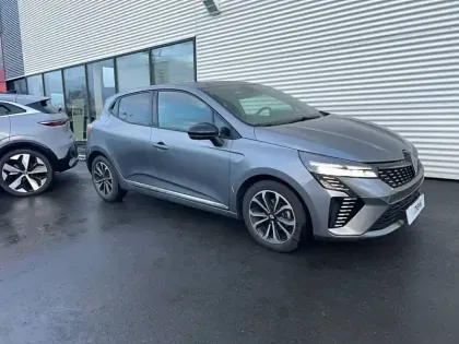 Photo 6 Renault Clio  TCe 90 ch GSR2