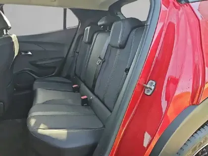 Photo 11 Peugeot 2008  BlueHDi 110 S&S BVM6