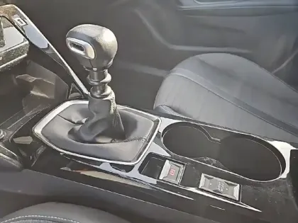 Photo 13 Peugeot 2008  BlueHDi 110 S&S BVM6