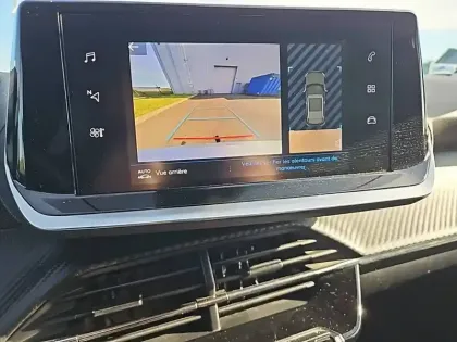 Photo 20 Peugeot 2008  BlueHDi 110 S&S BVM6