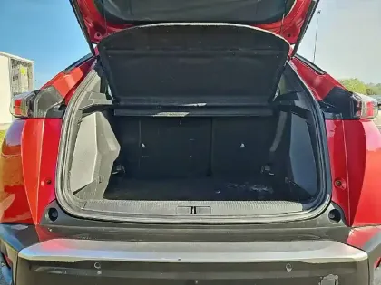 Photo 5 Peugeot 2008  BlueHDi 110 S&S BVM6