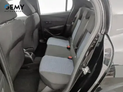 Photo 29 Peugeot 208  PureTech 75 S&S BVM5