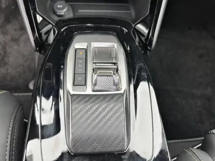 Photo 13 Peugeot 2008  Hybrid 145 e-DCS6