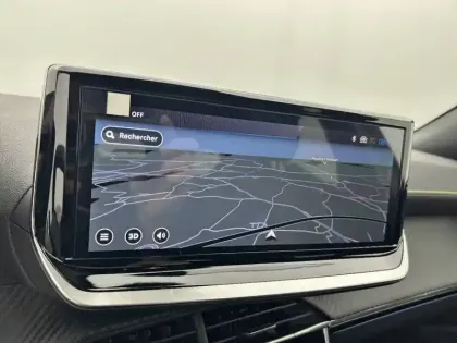 Photo 23 Peugeot 2008  Hybrid 145 e-DCS6