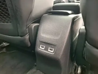 Photo 73 Peugeot 2008  Electrique 136 ch