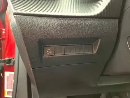 Photo 54 Peugeot 2008  Electrique 136 ch