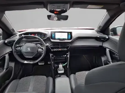 Photo 7 Peugeot 2008  Electrique 136 ch